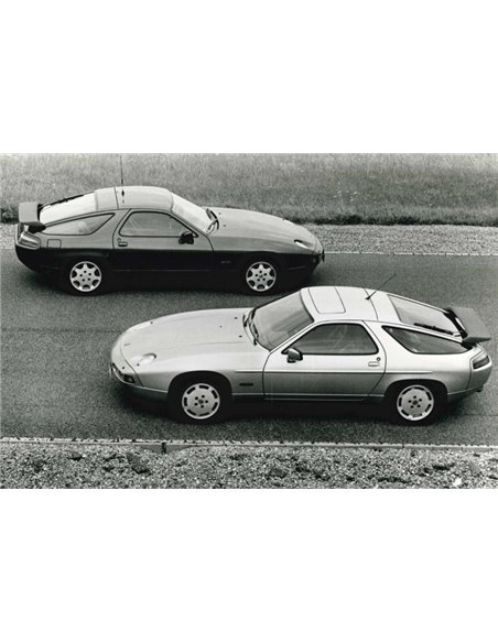 1990 PORSCHE 928 S4 PRESSEBILD