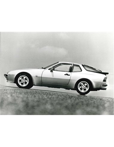 1989 PORSCHE 944 PRESSEBILD