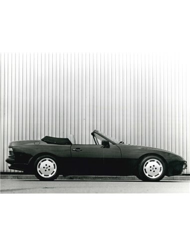 1989 PORSCHE 944 S2 CABRIO PRESS PHOTO