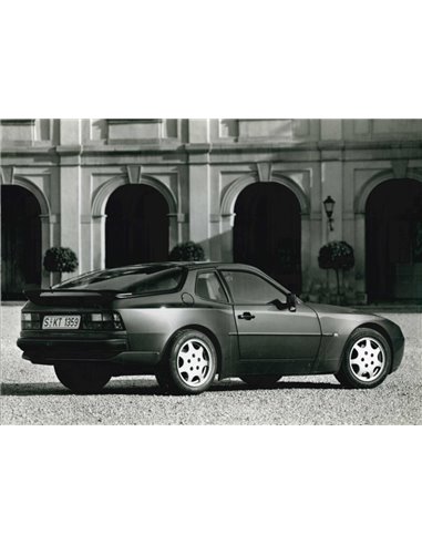 1991 PORSCHE 944 S2 PRESS PHOTO