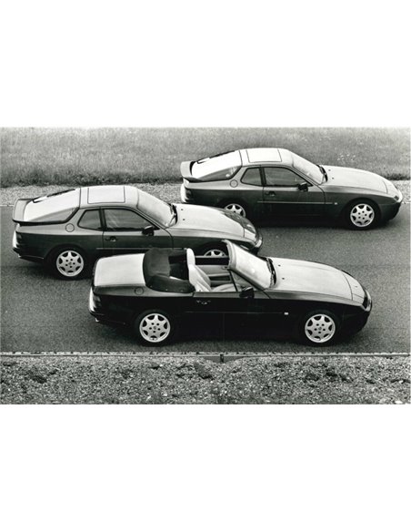 1990 PORSCHE 944 S2 | TURBO PRESS PHOTO