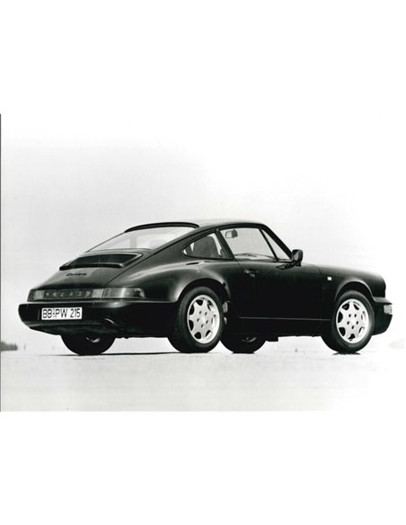 1989 PORSCHE 911 CARRERA 4 PRESSEBILD