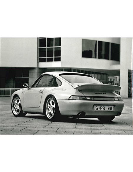 1995-1996 PORSCHE 911 CARRERA RS PRESSEBILD