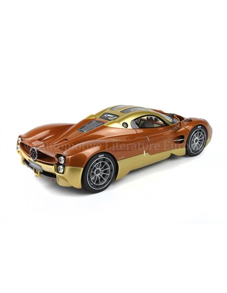 2023 PAGANI UTOPIA BRONZO MOTALLIZZATO BBR MODELAUTO X/130